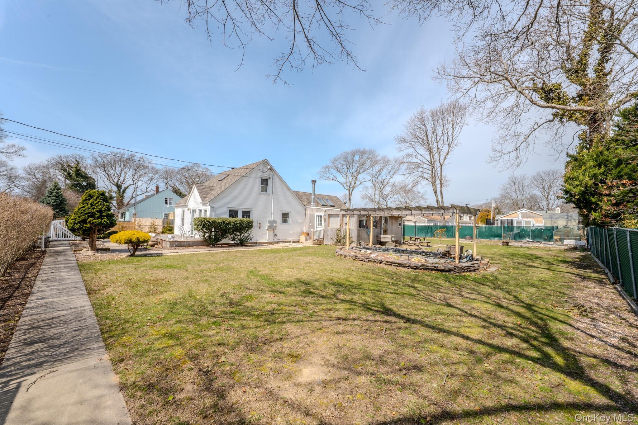 Single Family Manor Drive Suffolk County, NY 11967, MLS-978553-23