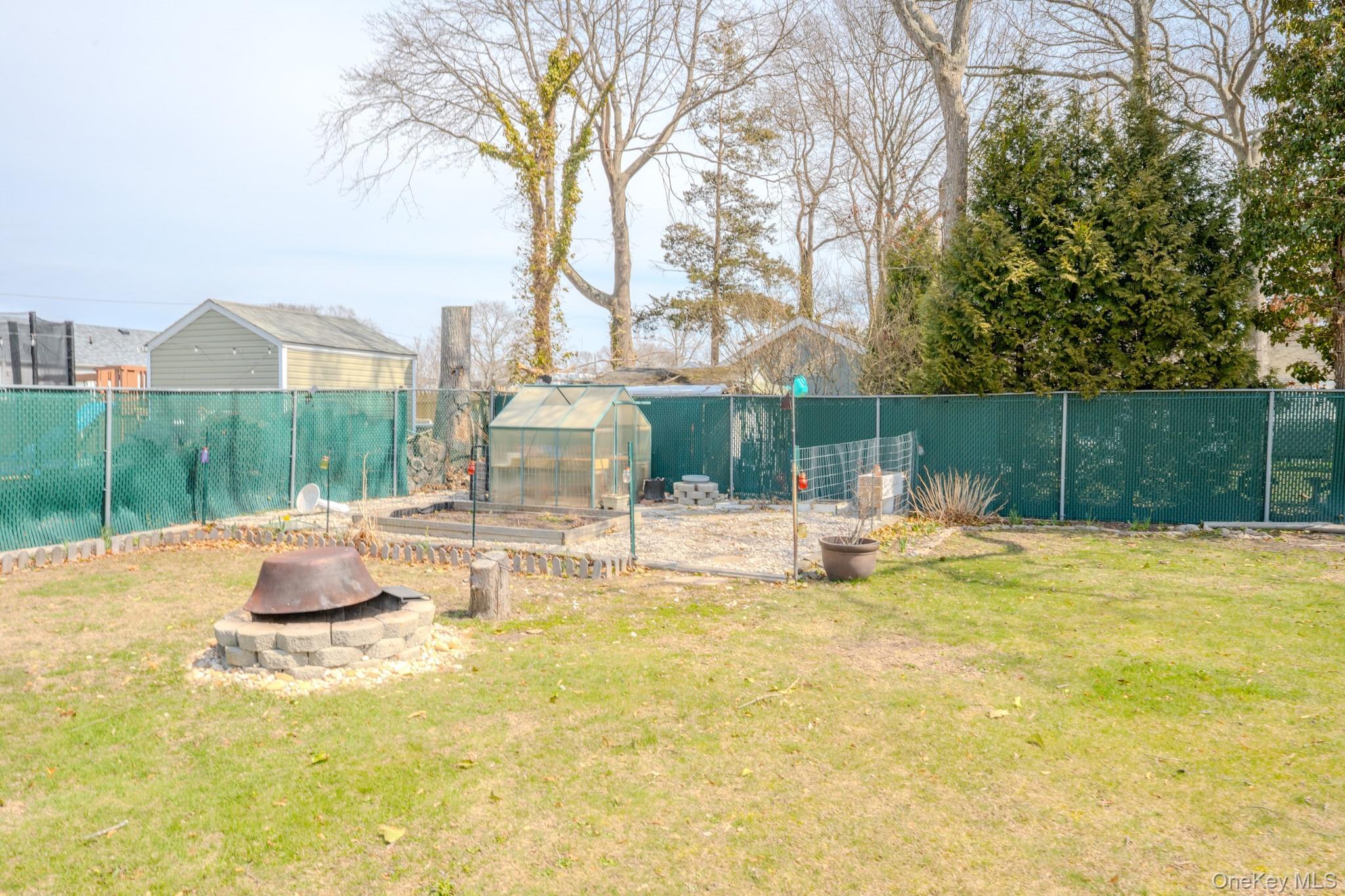 Single Family Manor Drive Suffolk County, NY 11967, MLS-978553-25