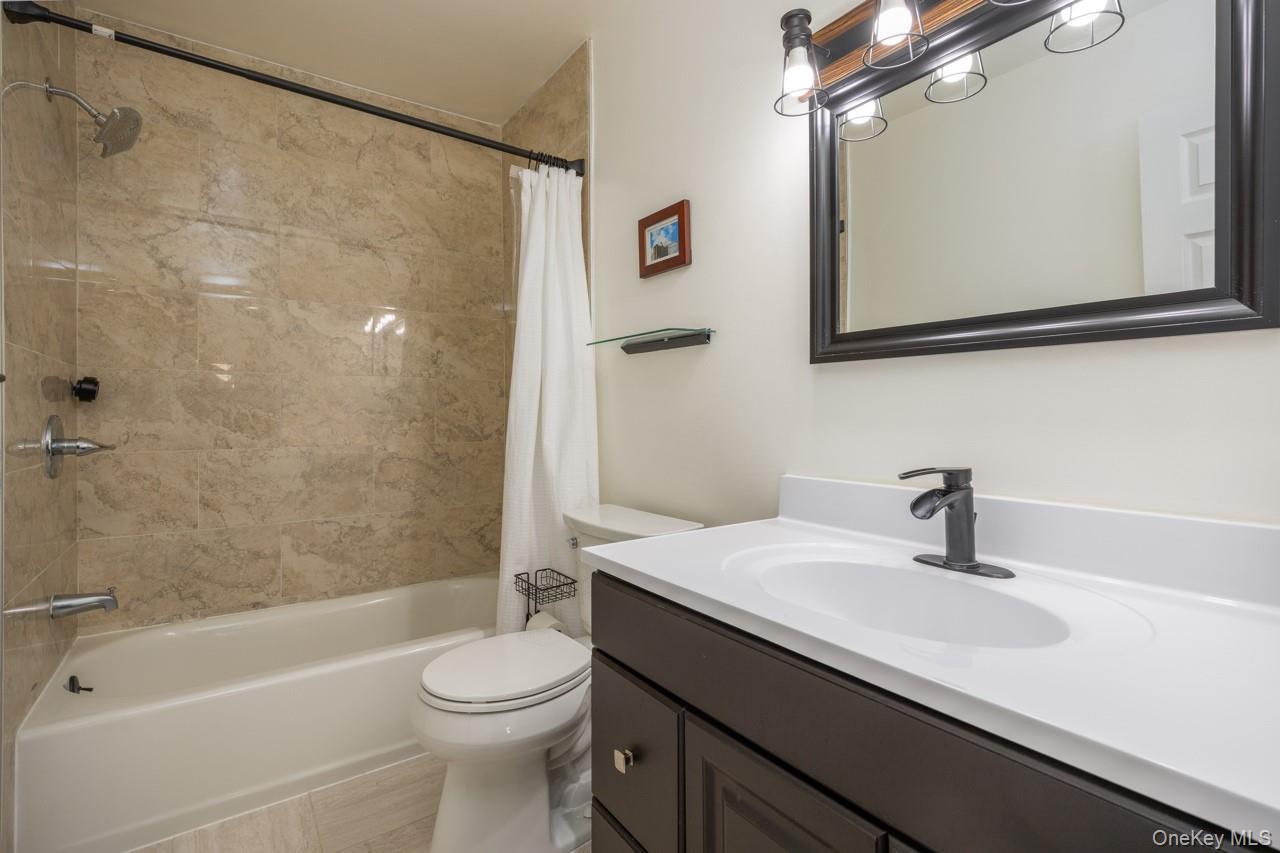 Condo Eagle Ridge  Rockland County, NY 10954, MLS-978556-22