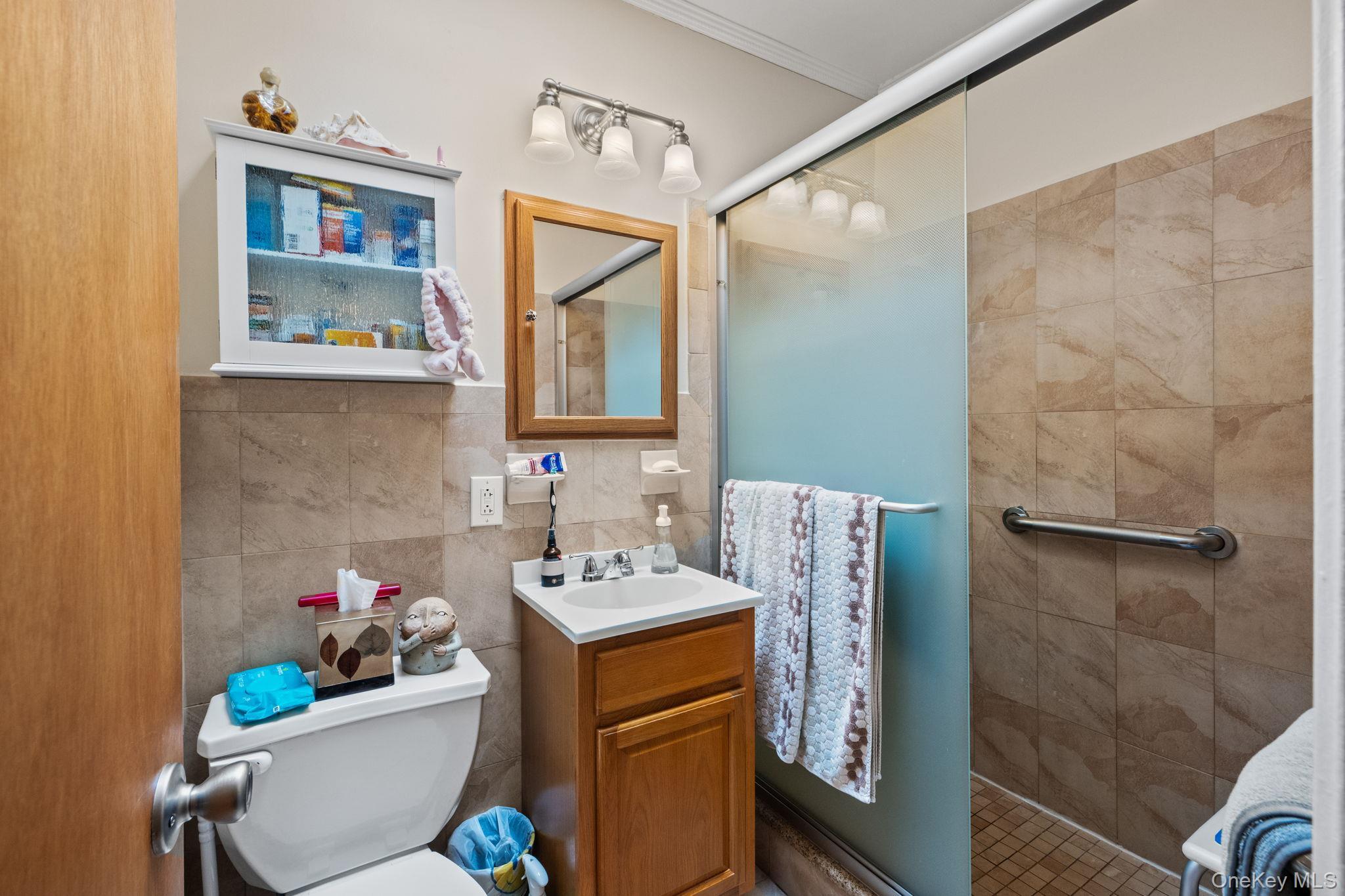 Single Family Calhoun  Bronx, NY 10465, MLS-978562-12