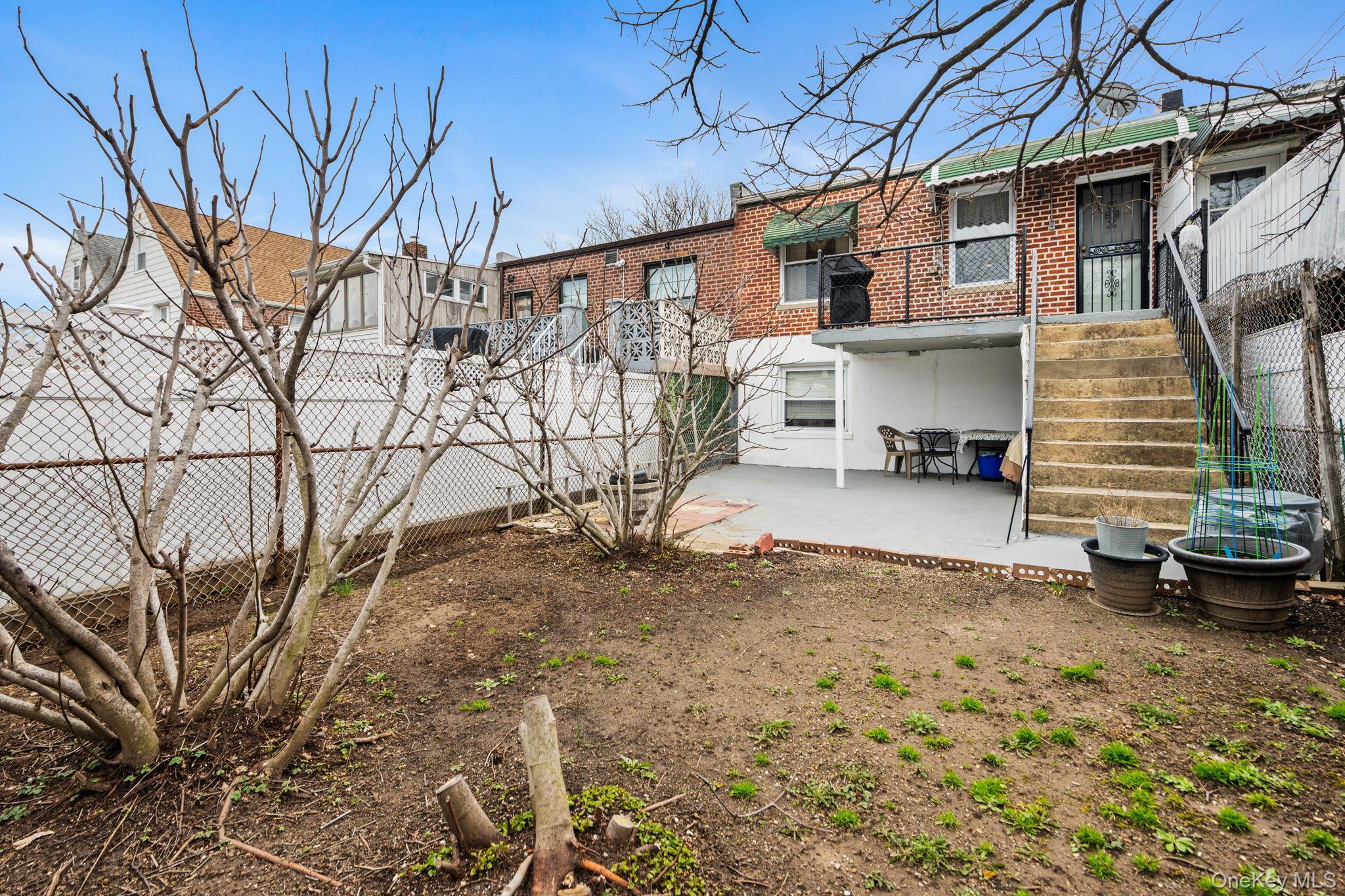 Single Family Calhoun  Bronx, NY 10465, MLS-978562-34