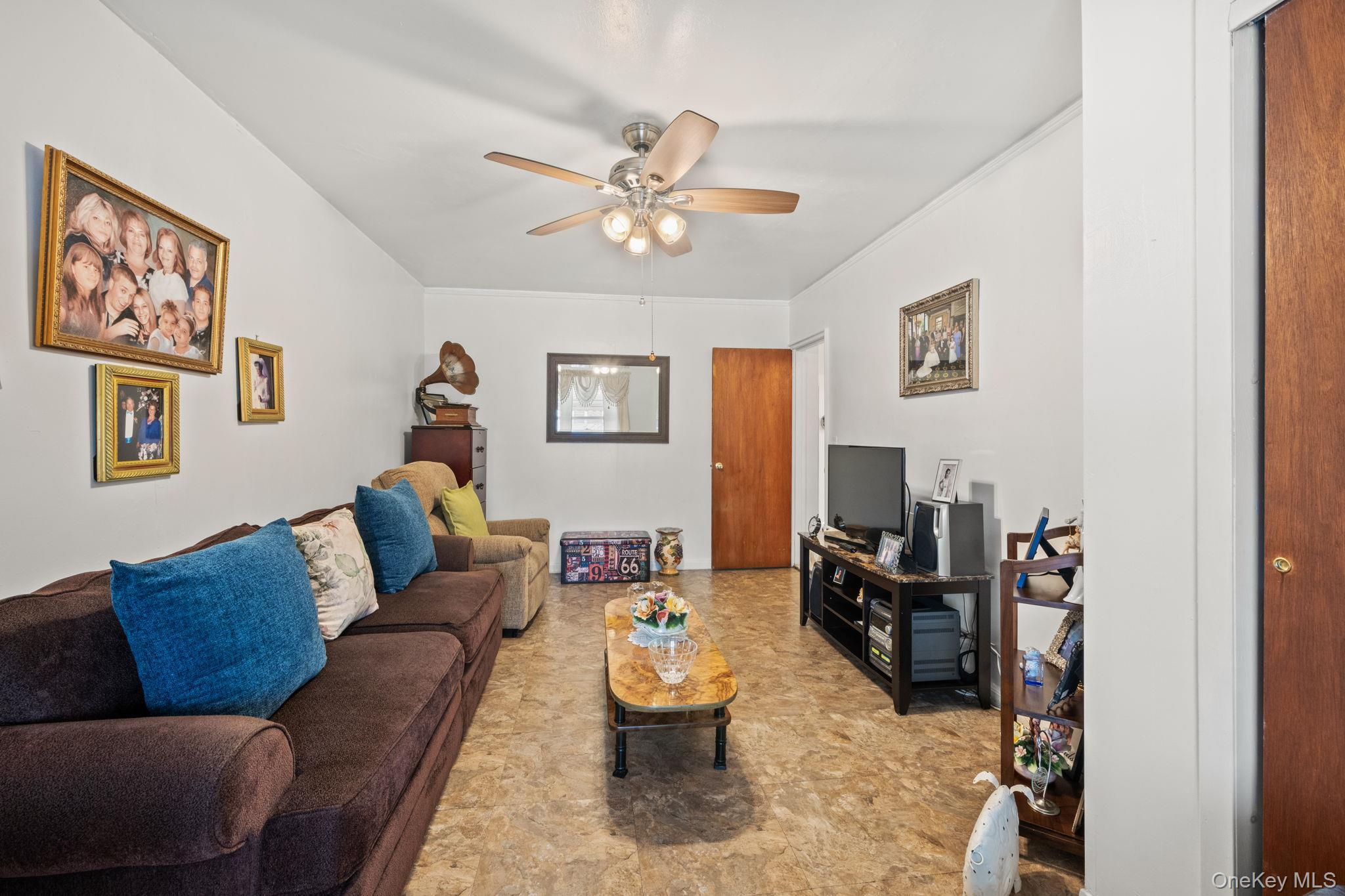 Single Family Calhoun  Bronx, NY 10465, MLS-978562-4