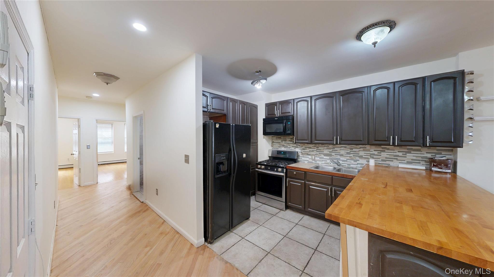 Single Family 3rd  Brooklyn, NY 11211, MLS-978567-29