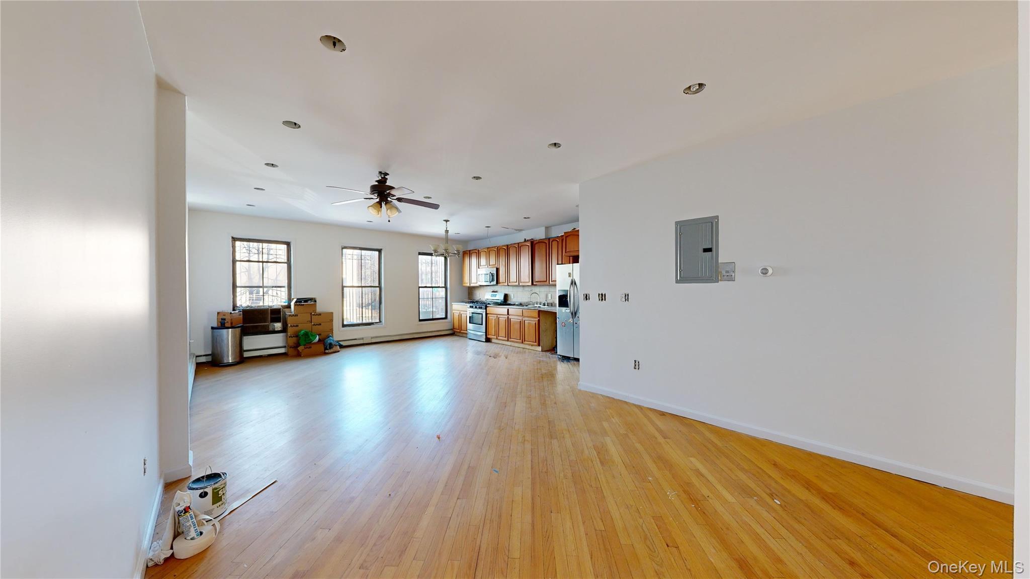 Single Family 3rd  Brooklyn, NY 11211, MLS-978567-5