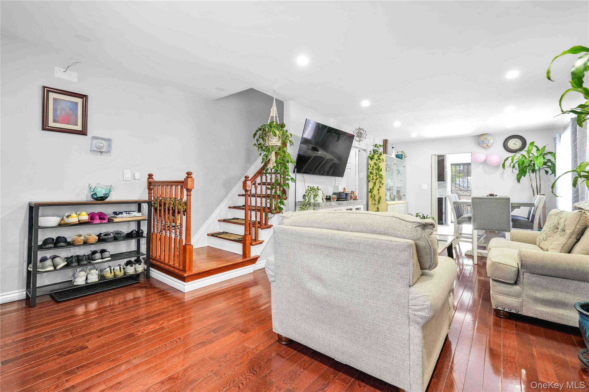 Single Family Hawtree Creek Queens, NY 11420, MLS-978568-4