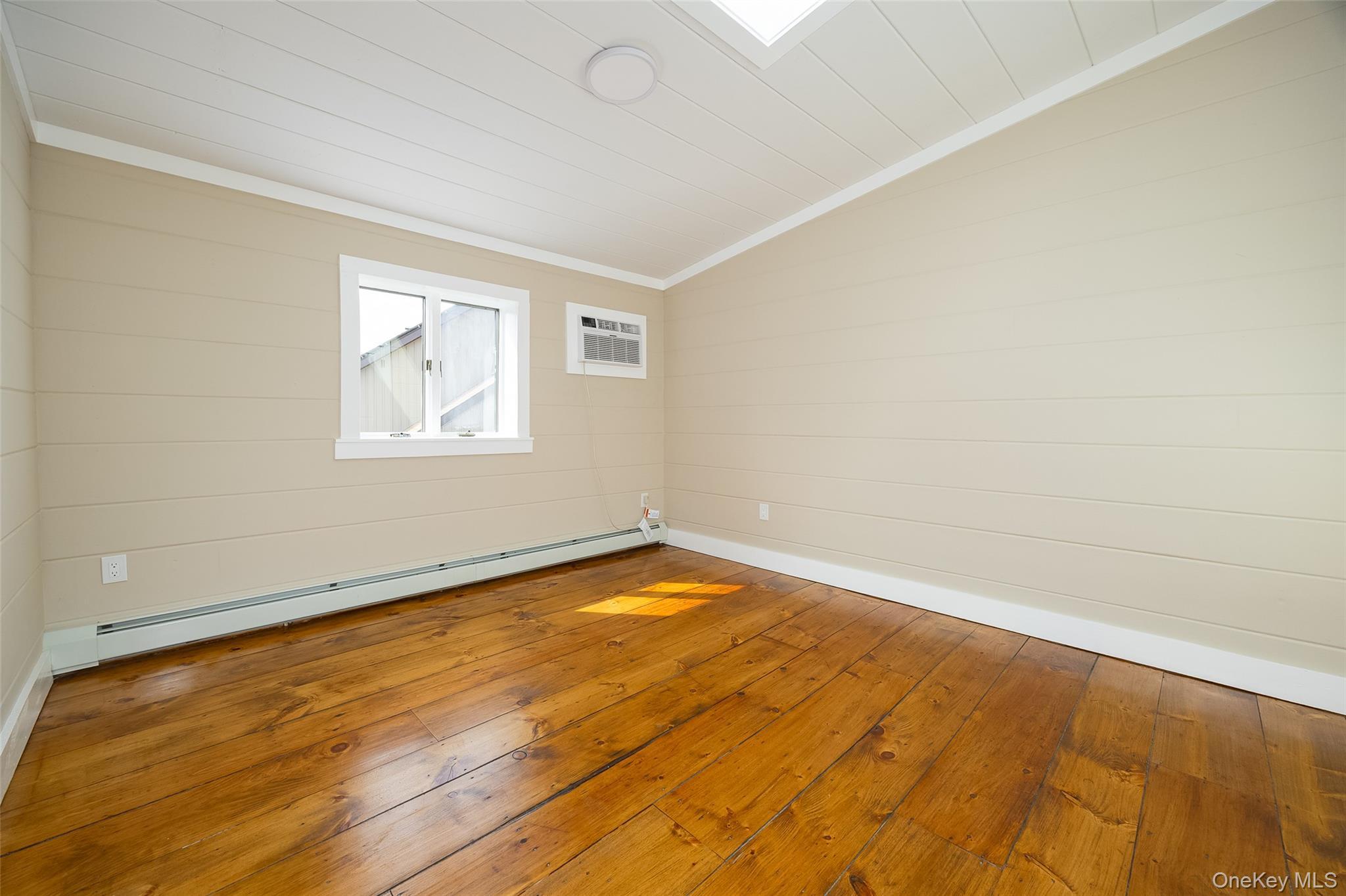 Single Family Pleasant Dutchess County, NY 12603, MLS-978570-19