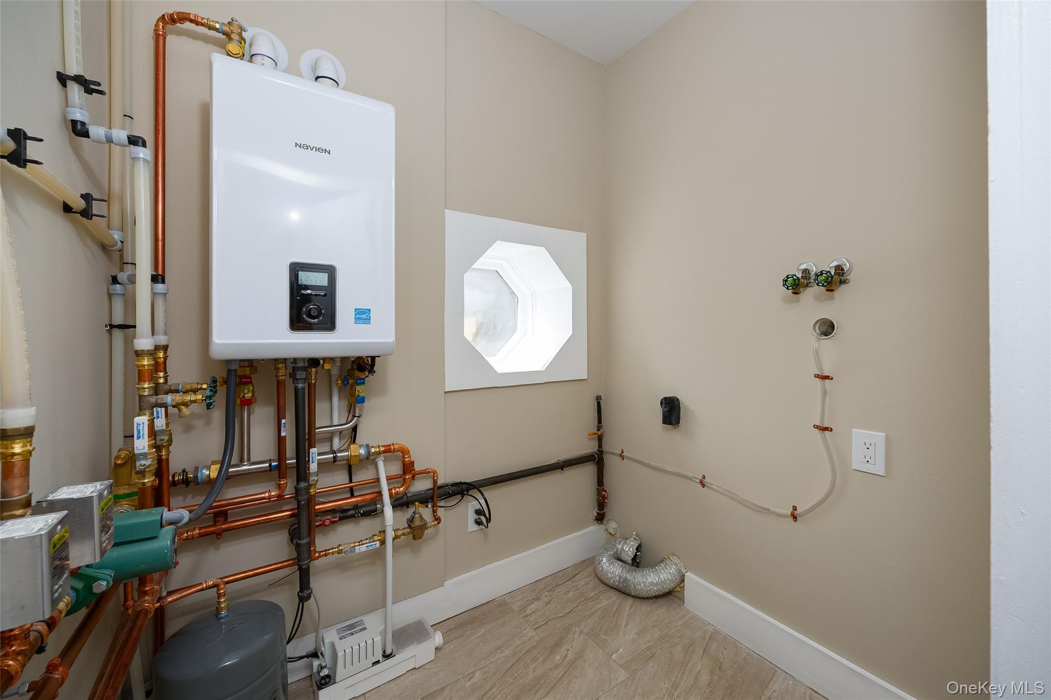 Single Family Pleasant Dutchess County, NY 12603, MLS-978570-27