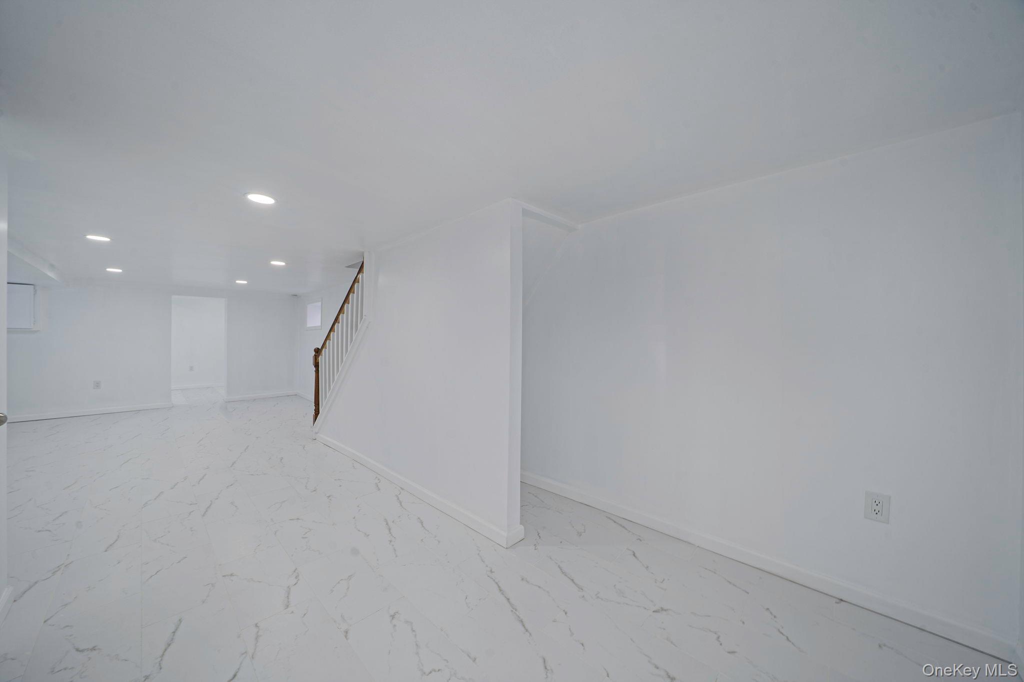 Single Family Southern  Nassau County, NY 11553, MLS-978573-17