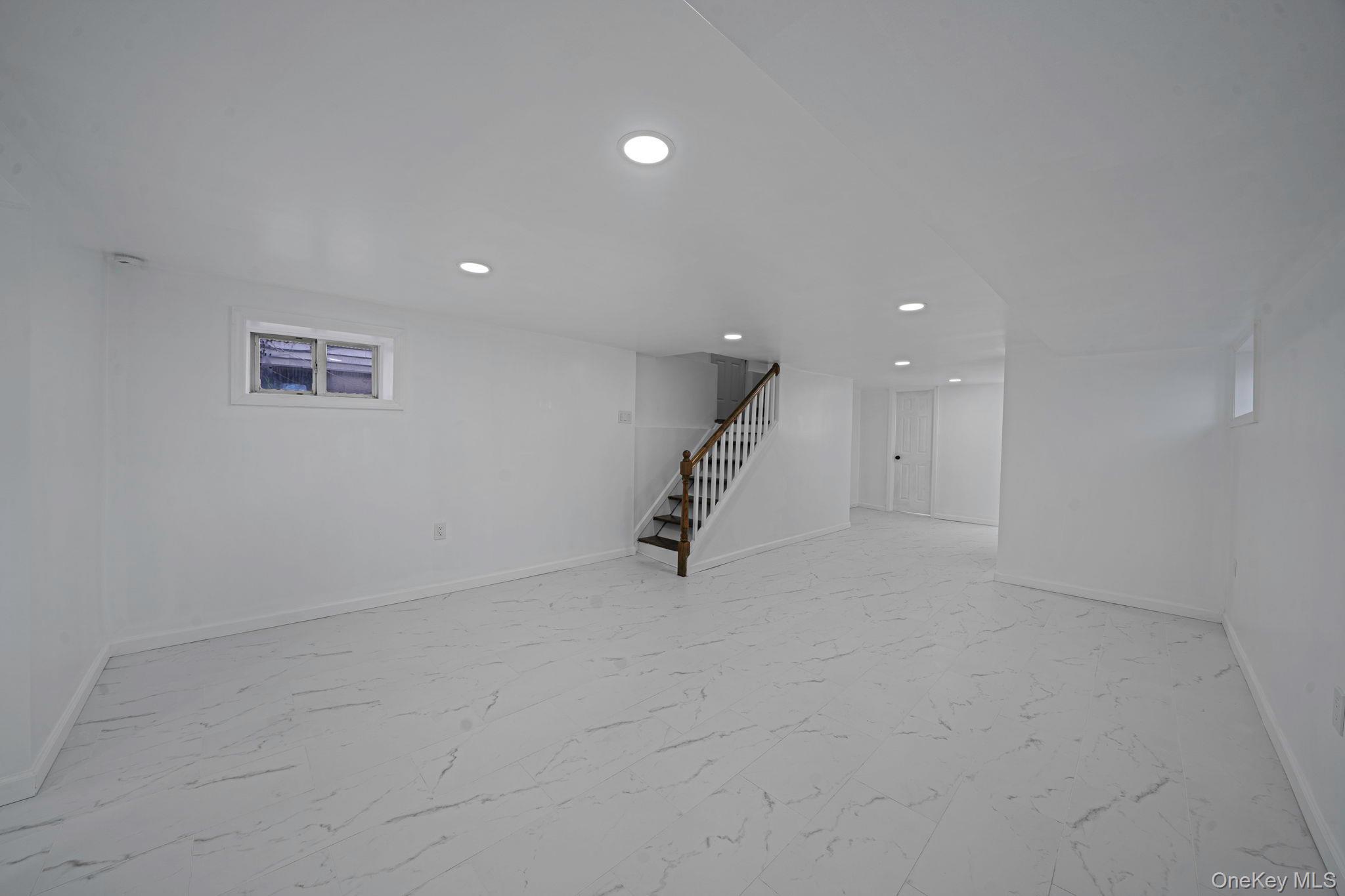 Single Family Southern  Nassau County, NY 11553, MLS-978573-18