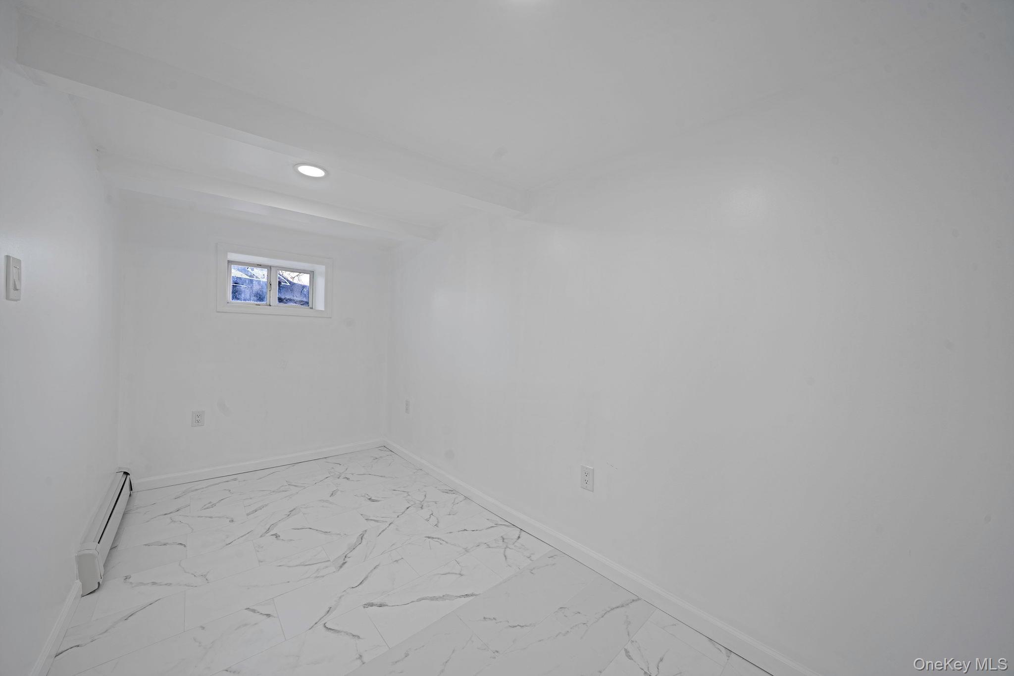 Single Family Southern  Nassau County, NY 11553, MLS-978573-19