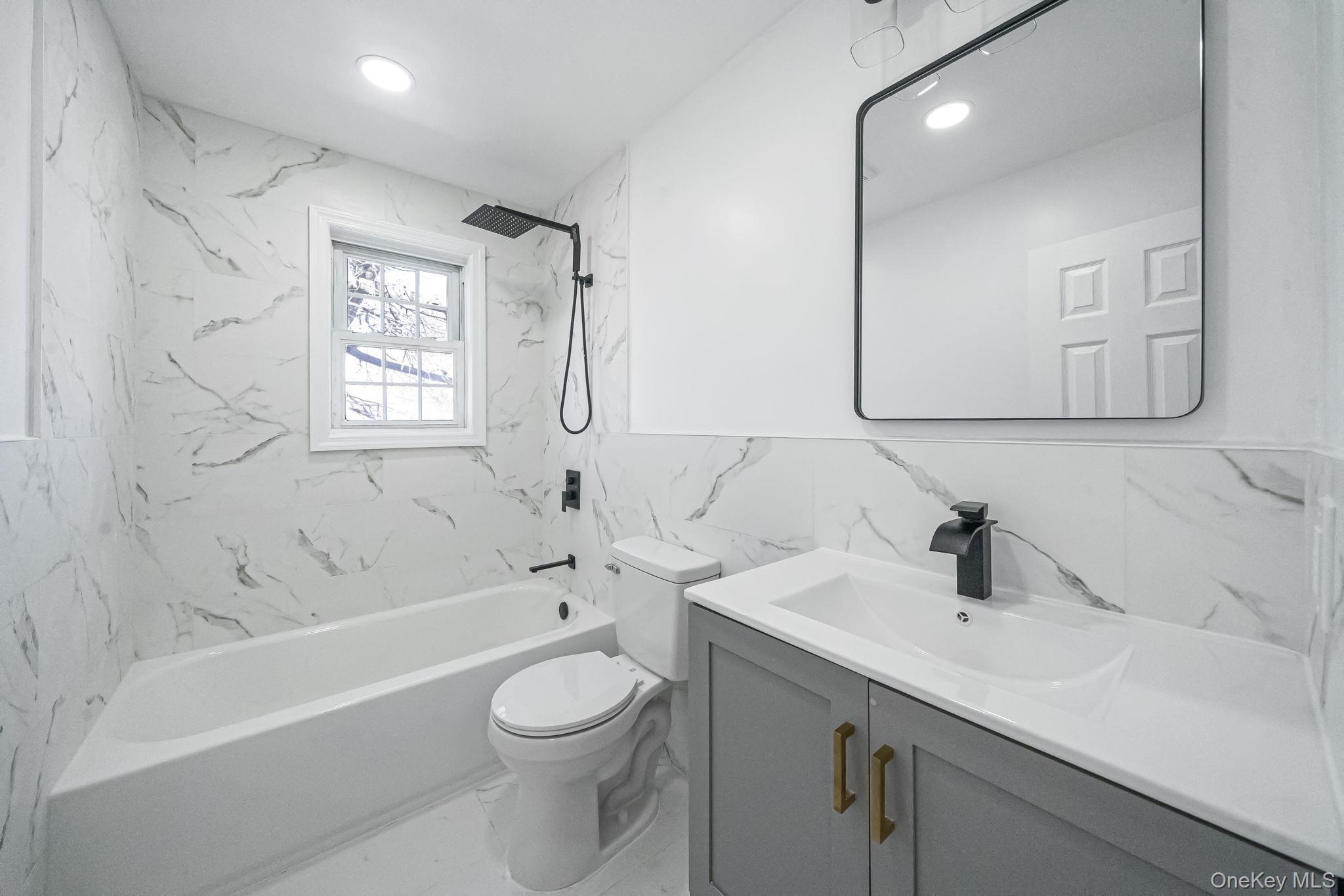 Single Family Southern  Nassau County, NY 11553, MLS-978573-7