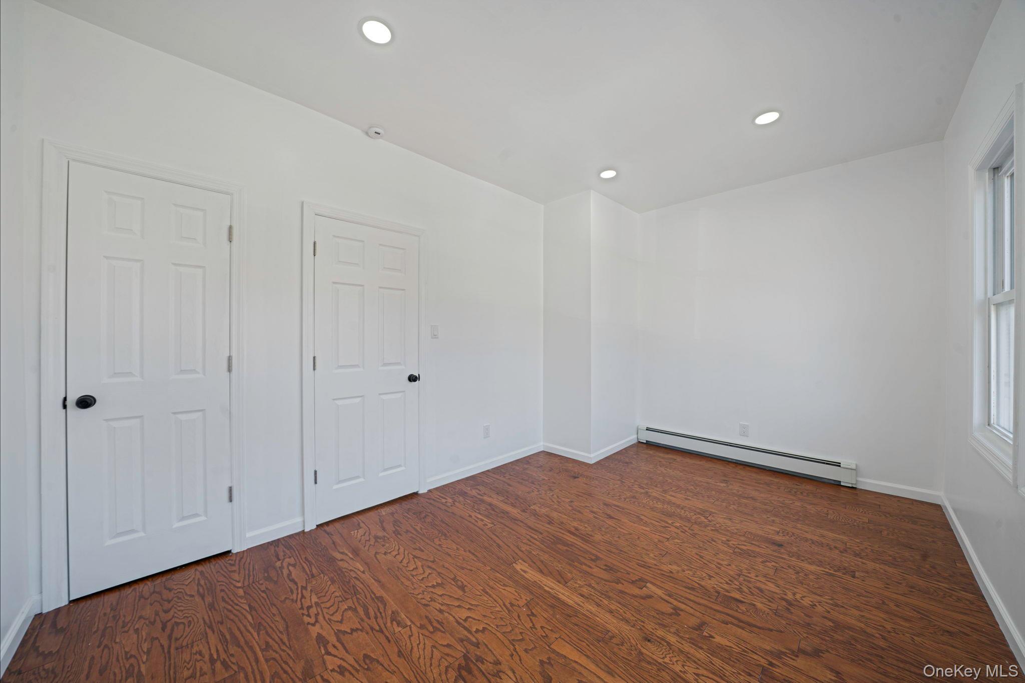 Single Family Southern  Nassau County, NY 11553, MLS-978573-9