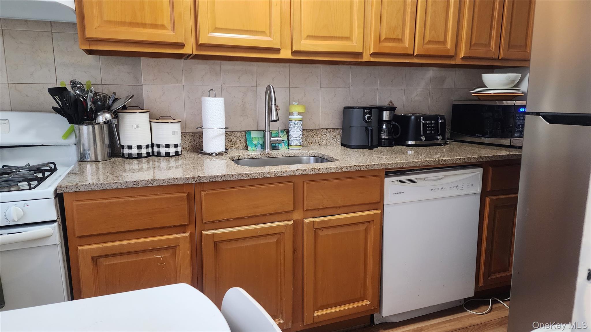 Coop 223rd  Queens, NY 11364, MLS-978603-3