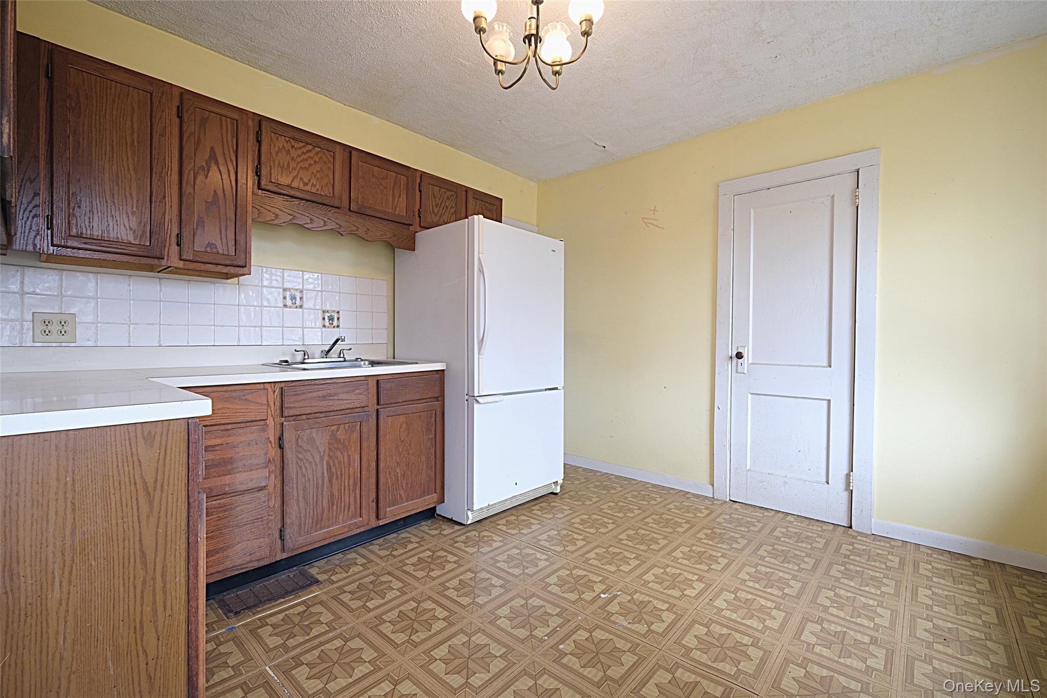 Single Family Bushwick  Dutchess County, NY 12603, MLS-978612-16