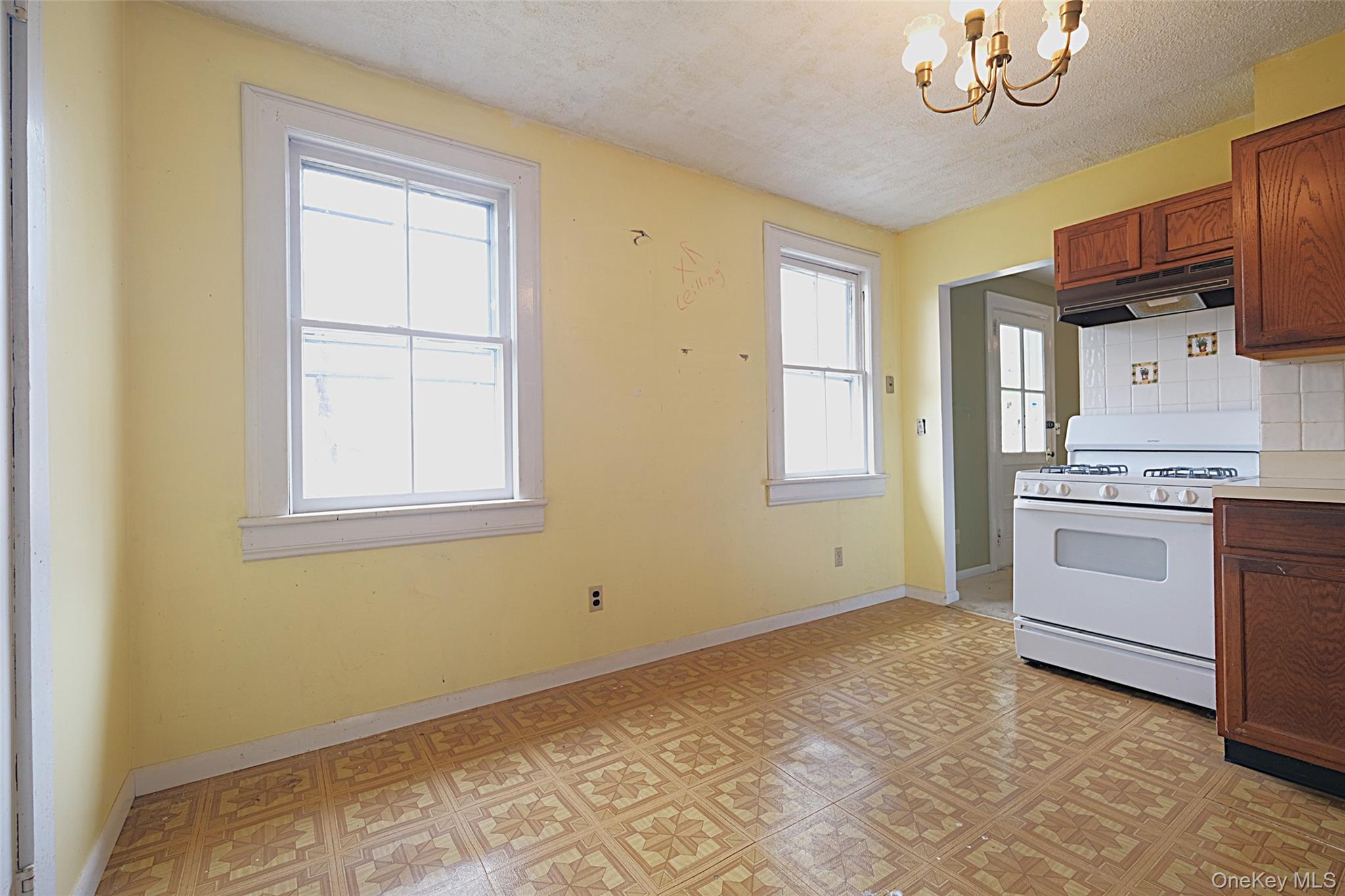 Single Family Bushwick  Dutchess County, NY 12603, MLS-978612-17