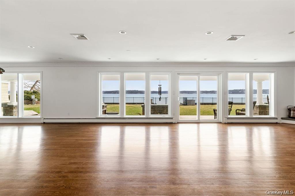 Single Family Beach Road  Suffolk County, NY 11768, MLS-978627-7