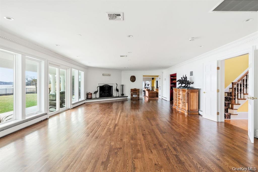 Single Family Beach Road  Suffolk County, NY 11768, MLS-978627-8