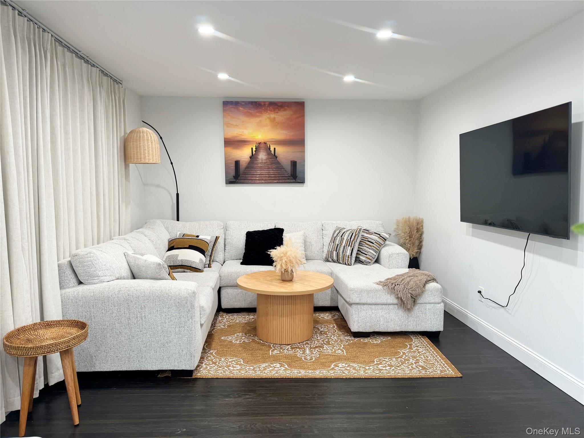 Single Family Hancock  Suffolk County, NY 11717, MLS-978630-3