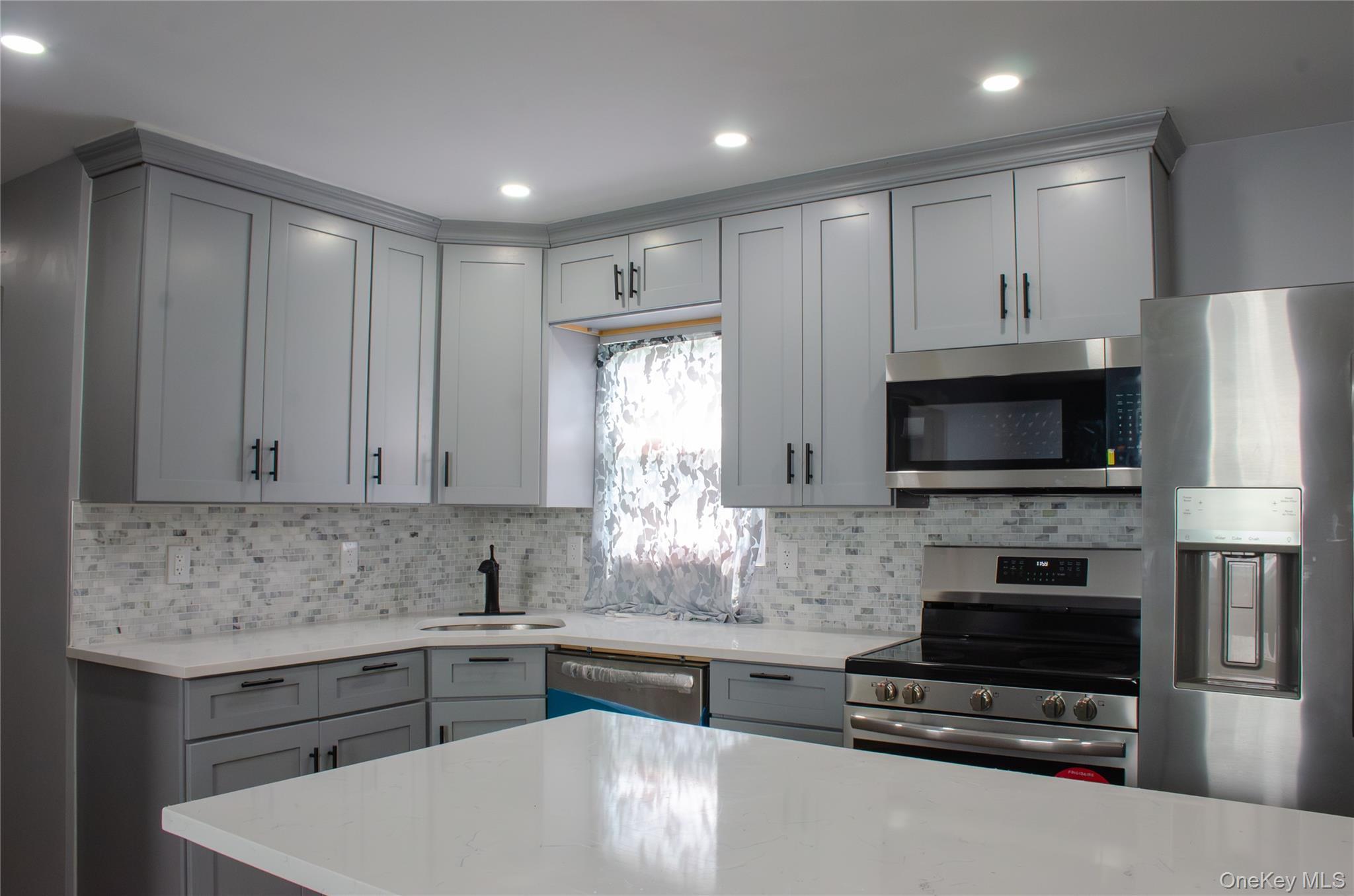 Single Family 88th  Brooklyn, NY 11236, MLS-978636-5