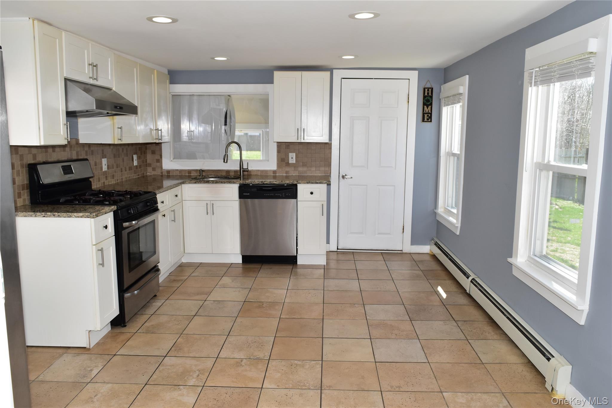 Single Family Pearl  Suffolk County, NY 11772, MLS-978649-19