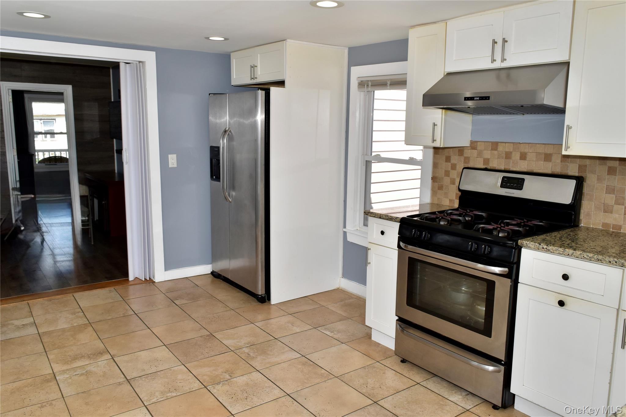 Single Family Pearl  Suffolk County, NY 11772, MLS-978649-20