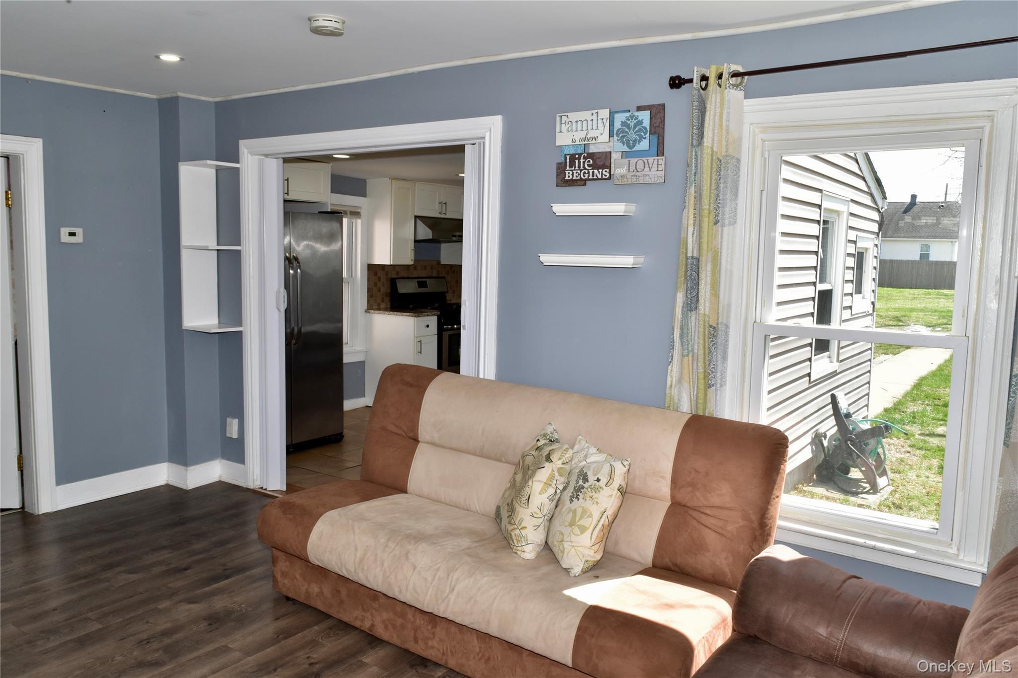 Single Family Pearl  Suffolk County, NY 11772, MLS-978649-23