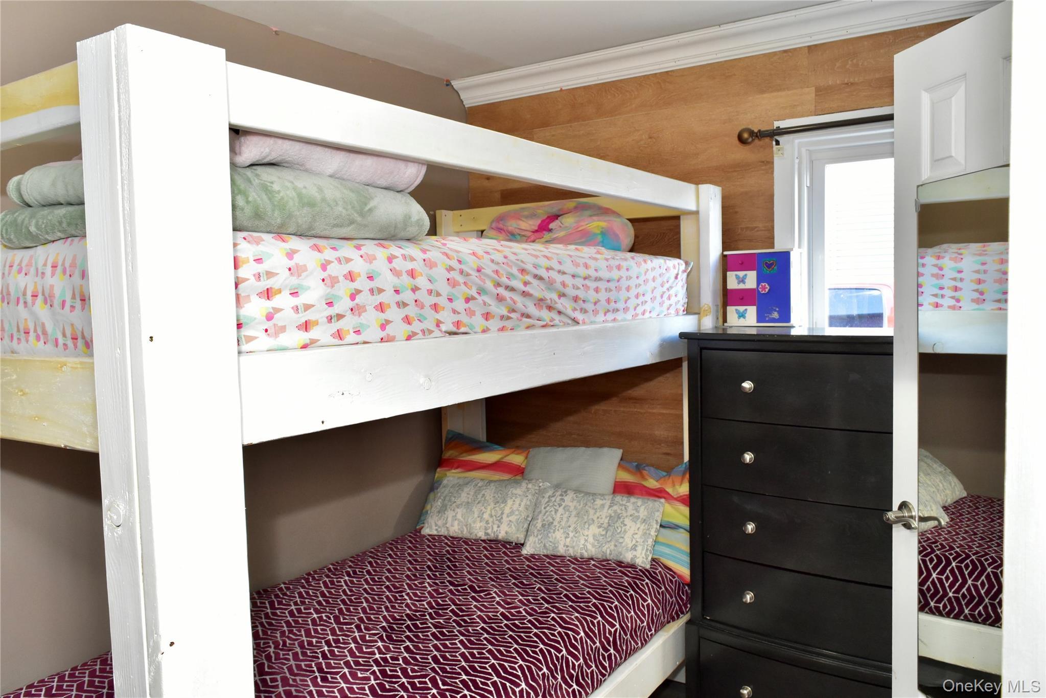 Single Family Pearl  Suffolk County, NY 11772, MLS-978649-28