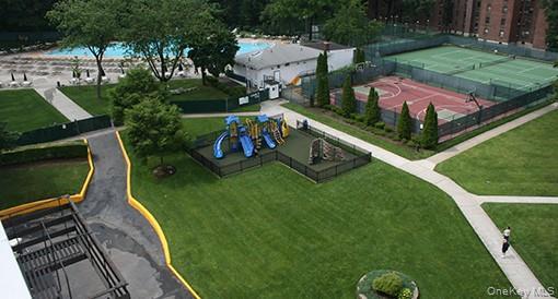 Coop Bell Blvd  Queens, NY 11364, MLS-978650-18