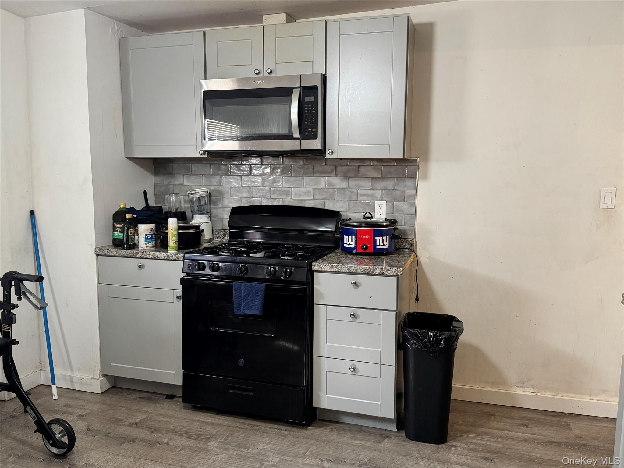 Single Family State  Westchester County, NY 10562, MLS-978657-11