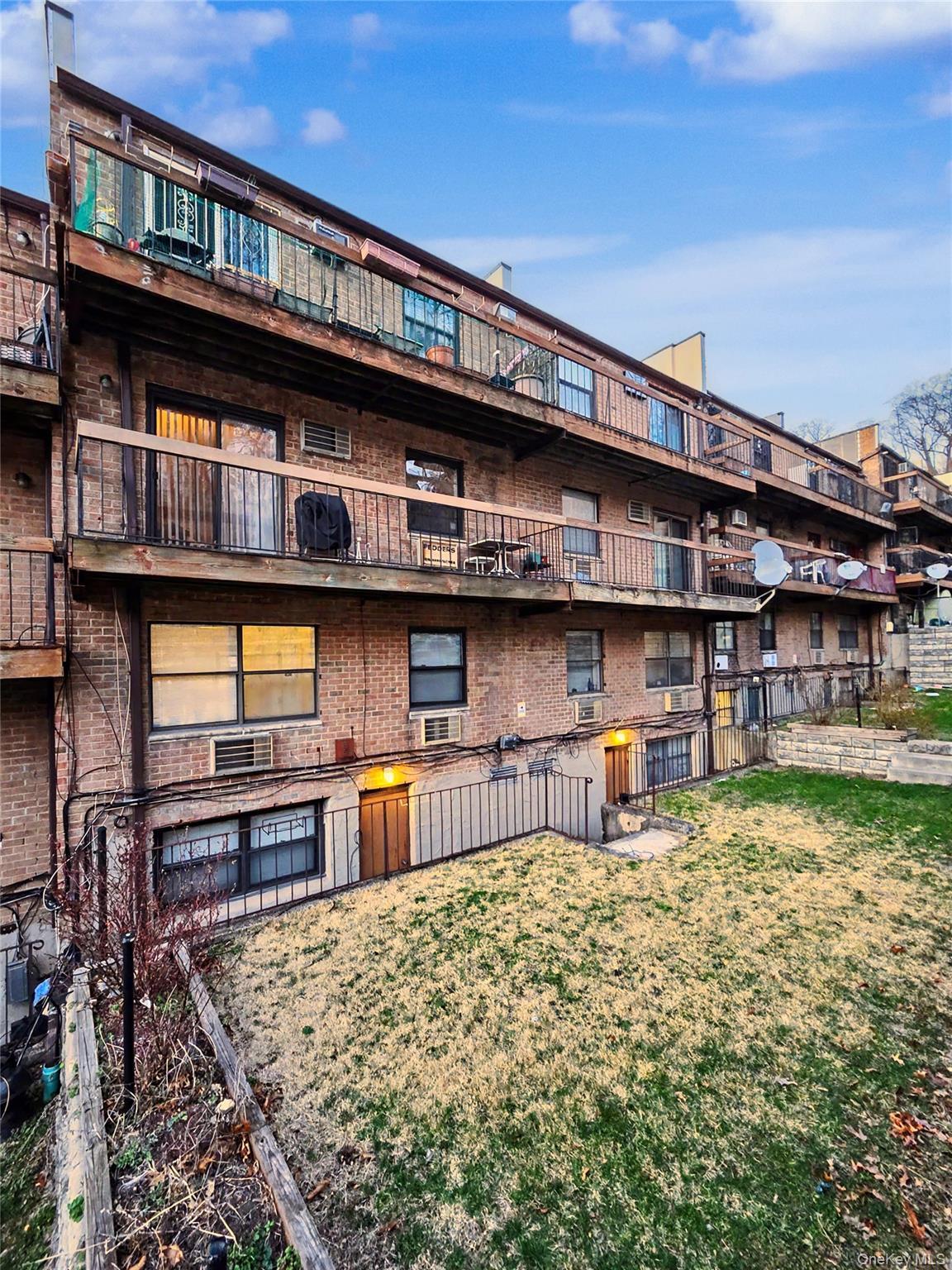 Condo 70th  Queens, NY 11362, MLS-978669-26