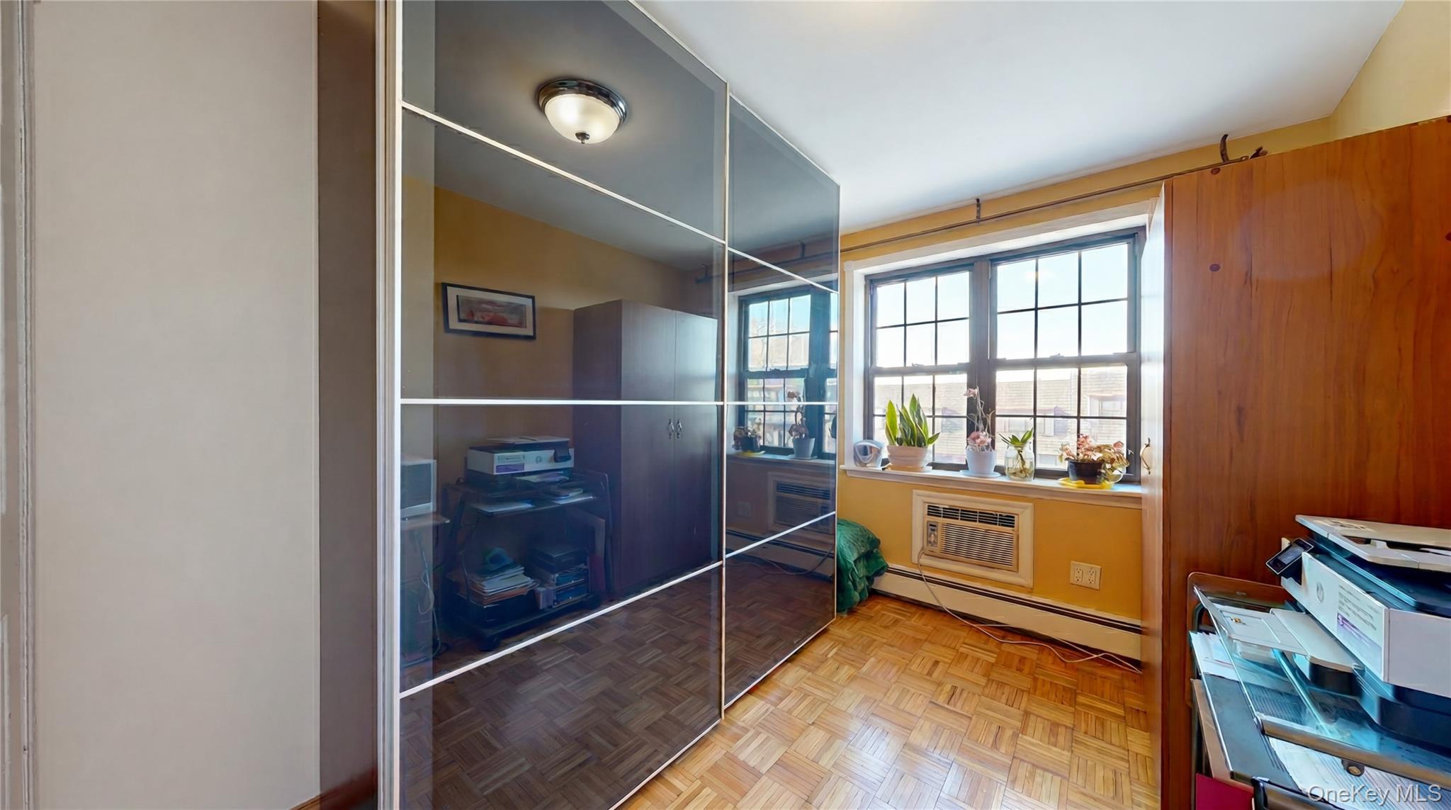 Condo 70th  Queens, NY 11362, MLS-978669-7