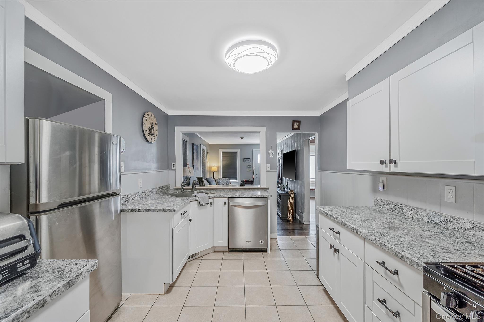 Single Family Bay  Suffolk County, NY 11779, MLS-978673-10