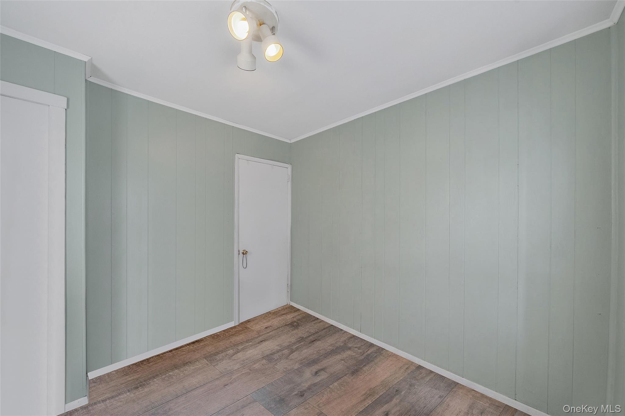 Single Family Bay  Suffolk County, NY 11779, MLS-978673-13