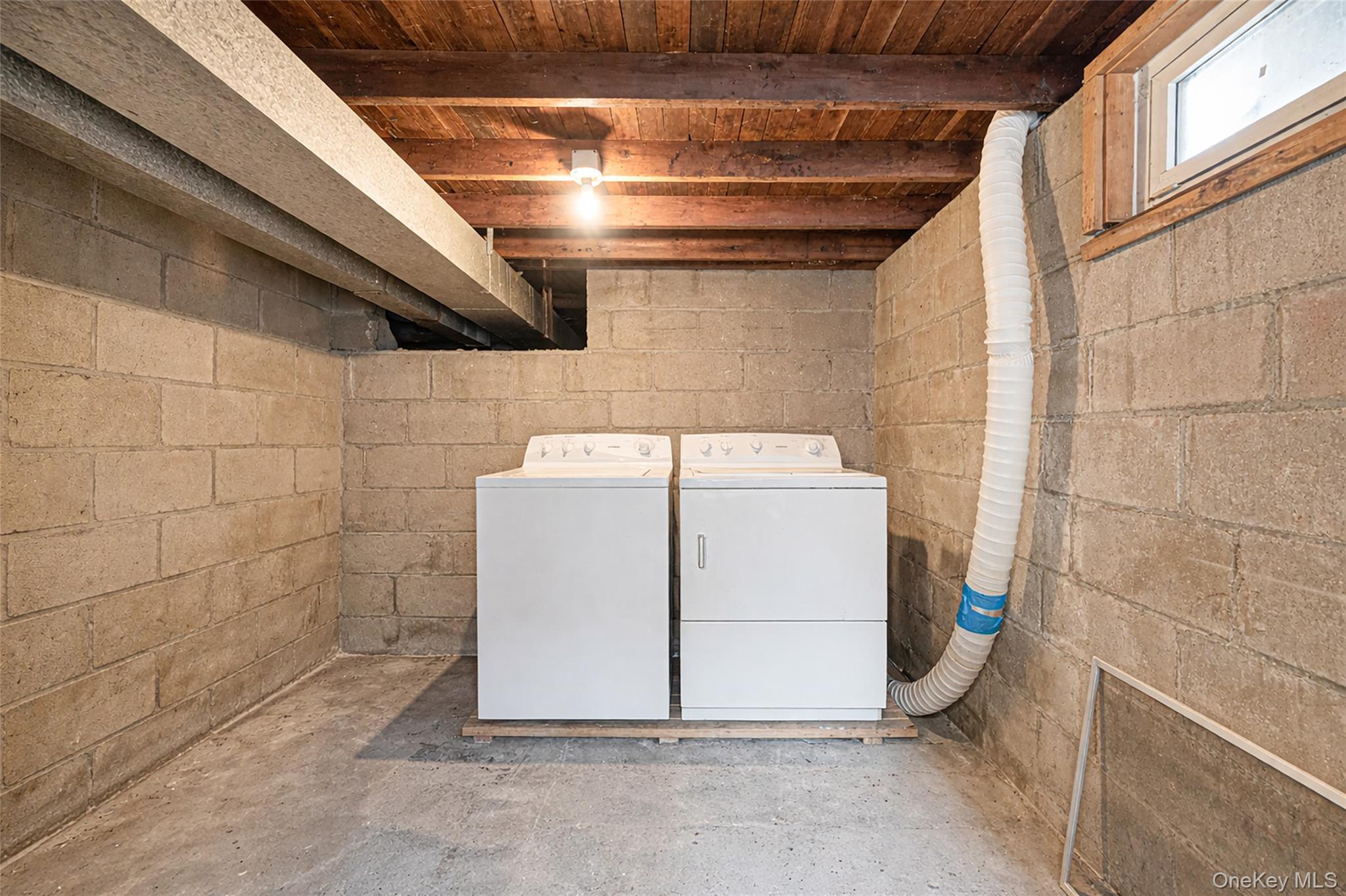 Single Family Bay  Suffolk County, NY 11779, MLS-978673-20