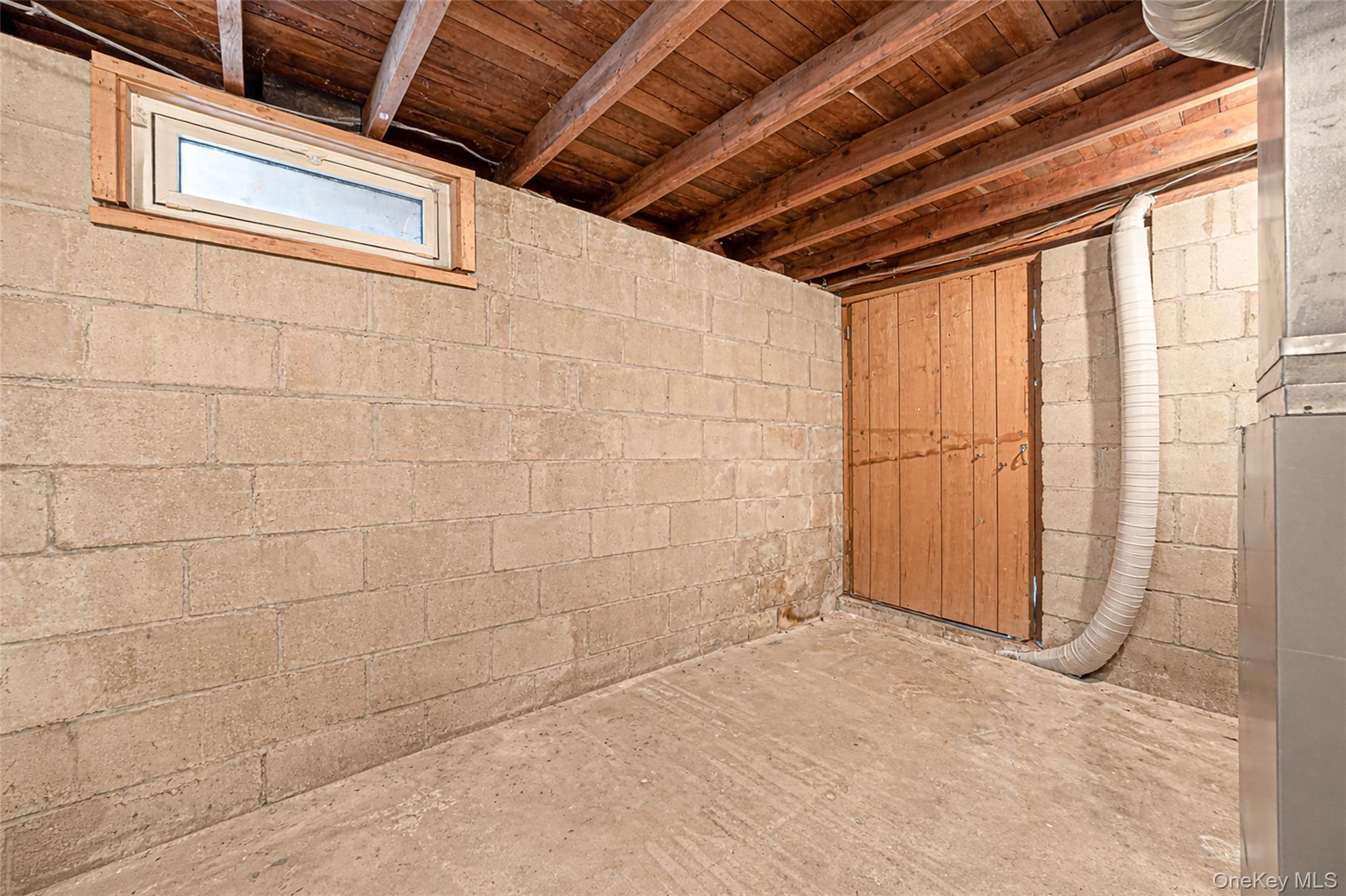 Single Family Bay  Suffolk County, NY 11779, MLS-978673-22