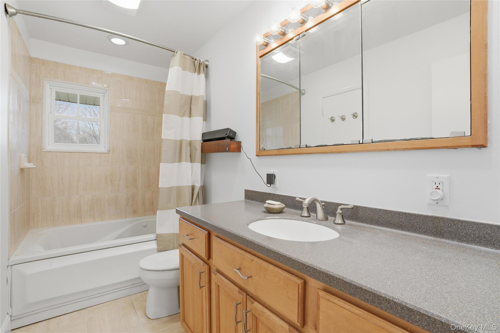 Single Family Lakeside  Orange County, NY 12550, MLS-978708-32