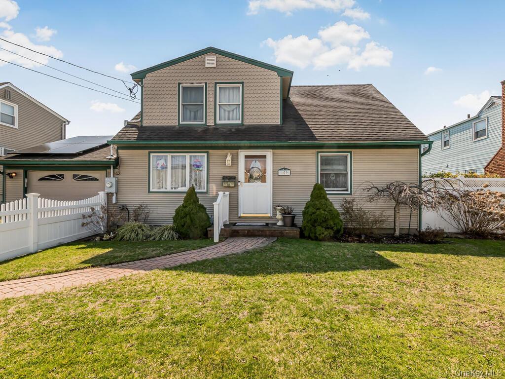 Single Family Montgomery  Nassau County, NY 11572, MLS-978709-2