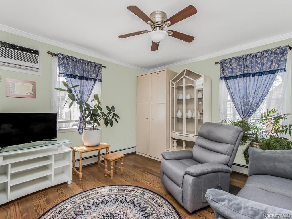Single Family Montgomery  Nassau County, NY 11572, MLS-978709-3