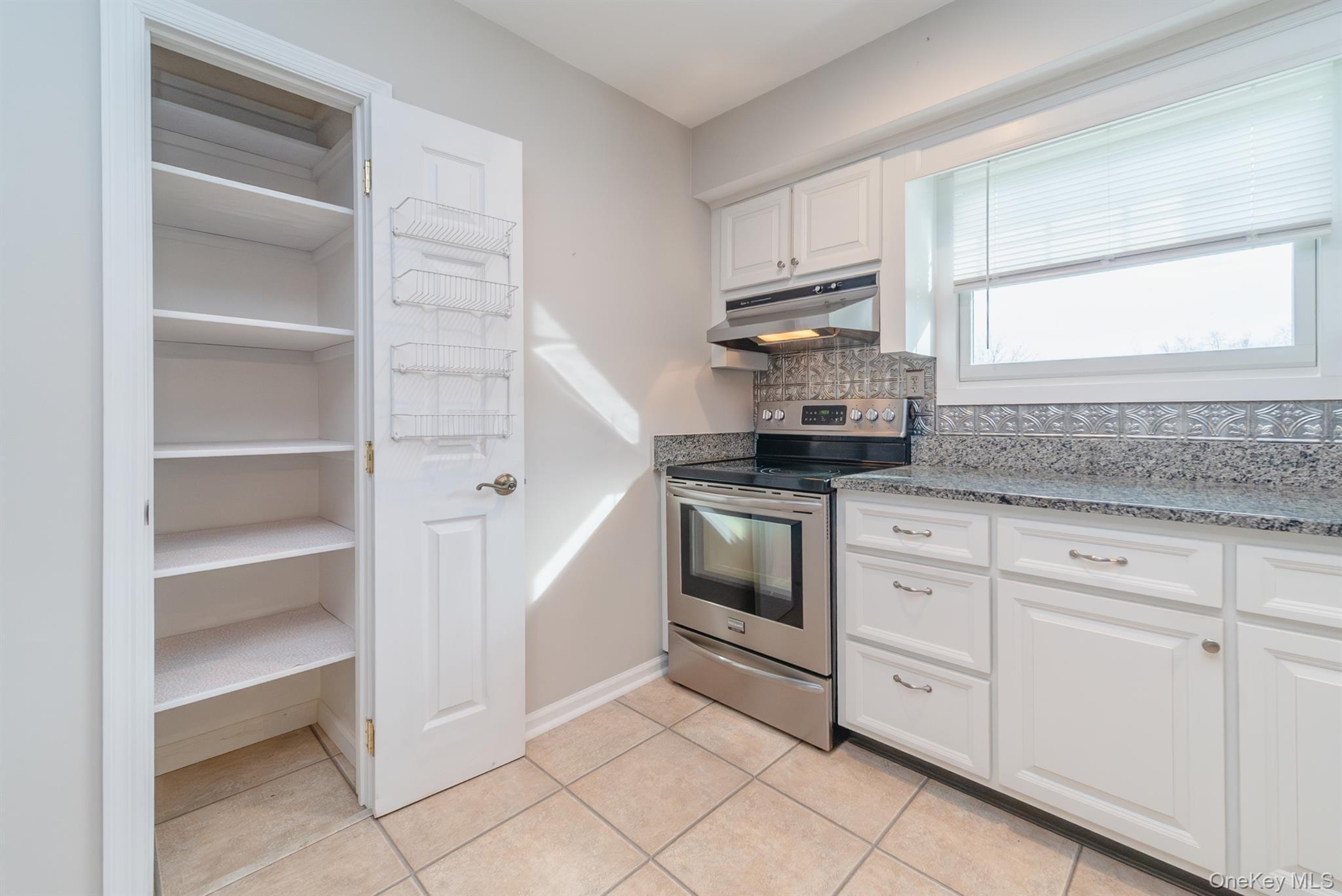 Single Family Spaulding  Ulster County, NY 12477, MLS-978718-17