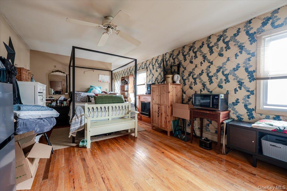 Single Family Chester  Nassau County, NY 11561, MLS-978727-12