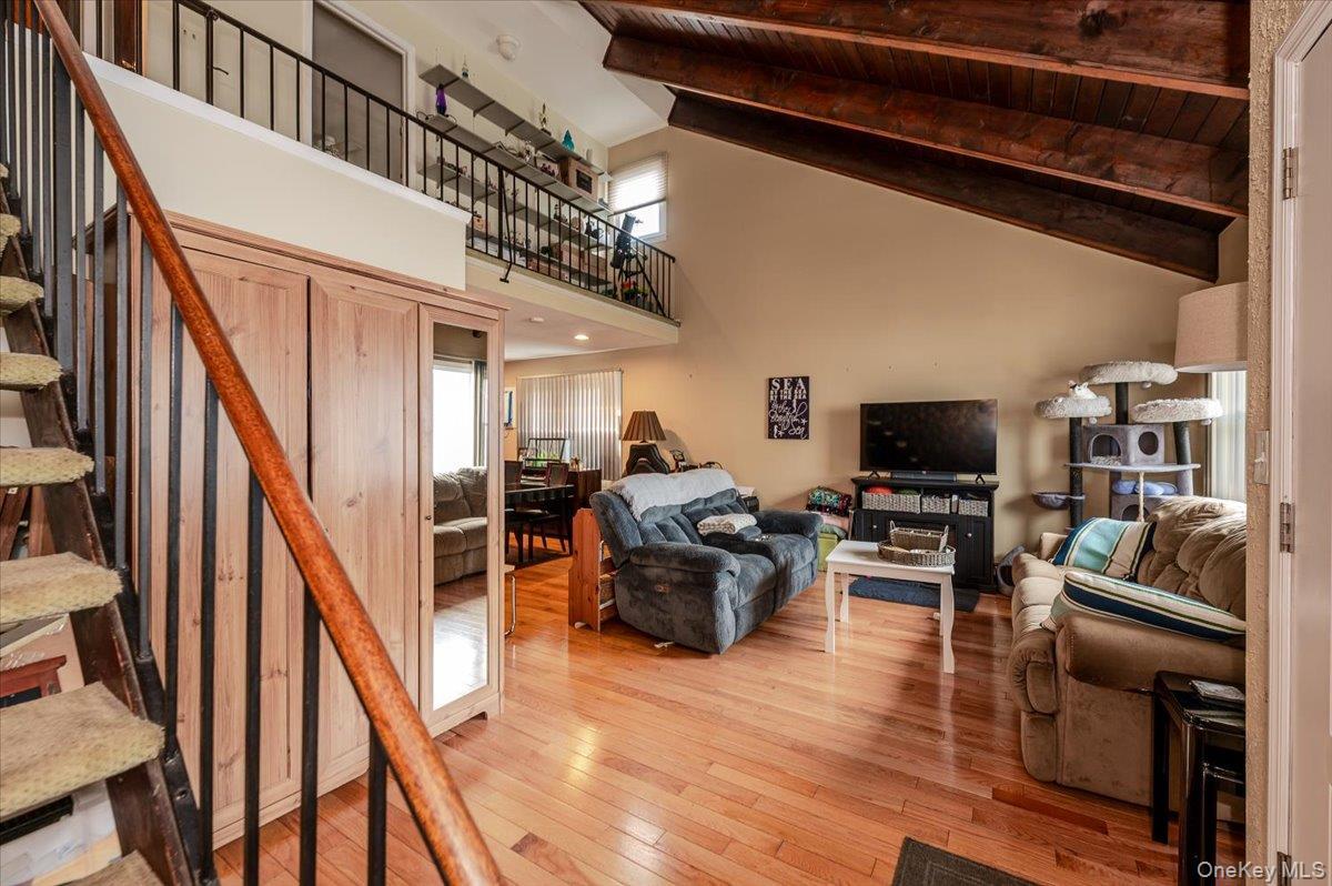 Single Family Chester  Nassau County, NY 11561, MLS-978727-8