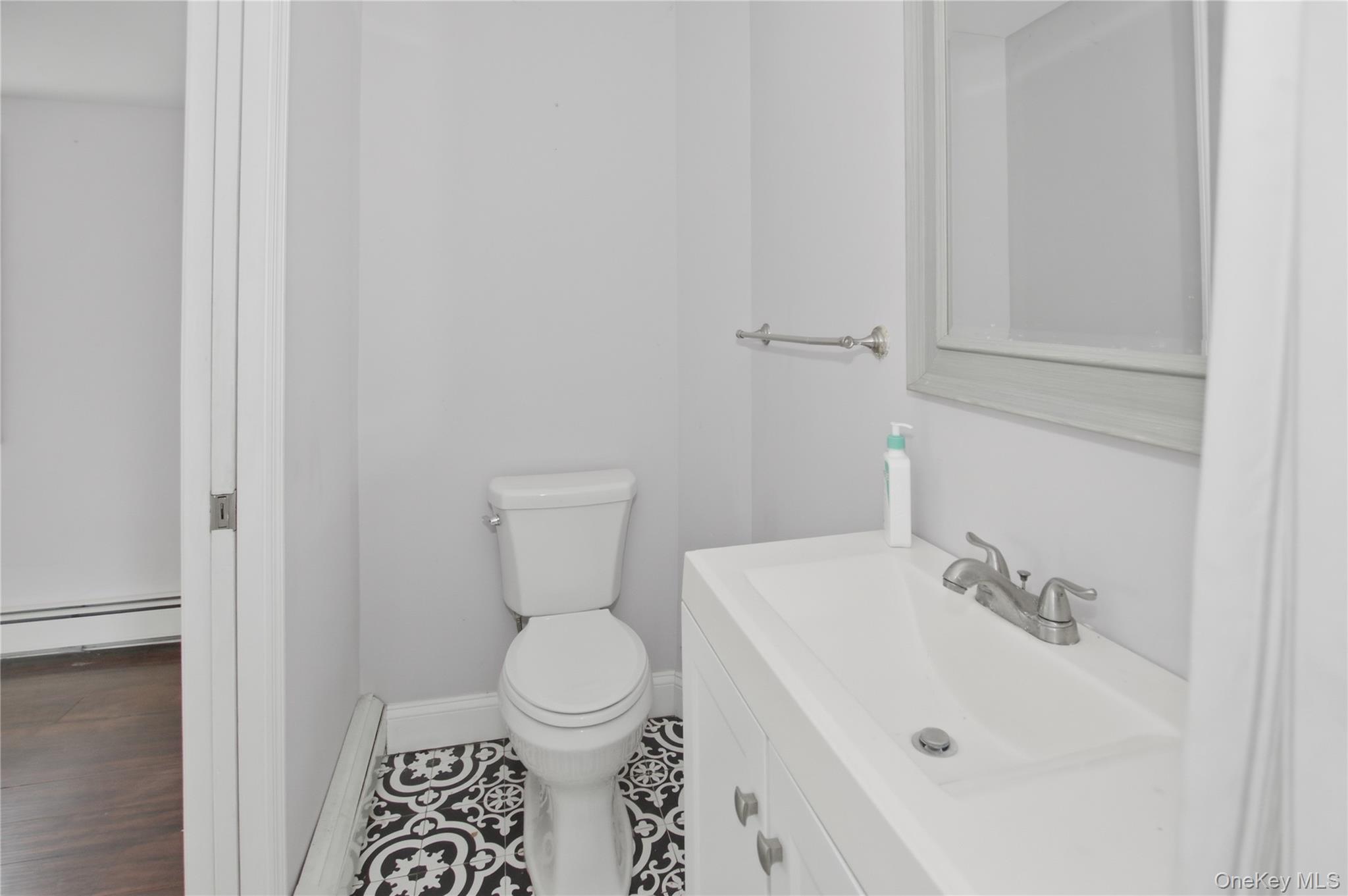Single Family Sunburst Drive Suffolk County, NY 11778, MLS-978738-29