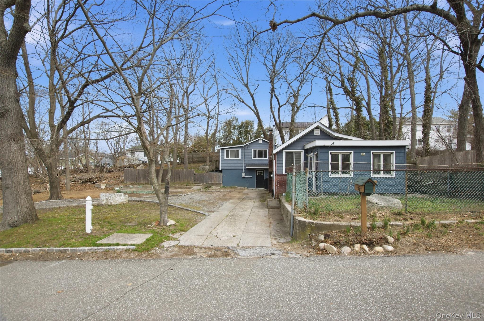Single Family Sunburst Drive Suffolk County, NY 11778, MLS-978738-3