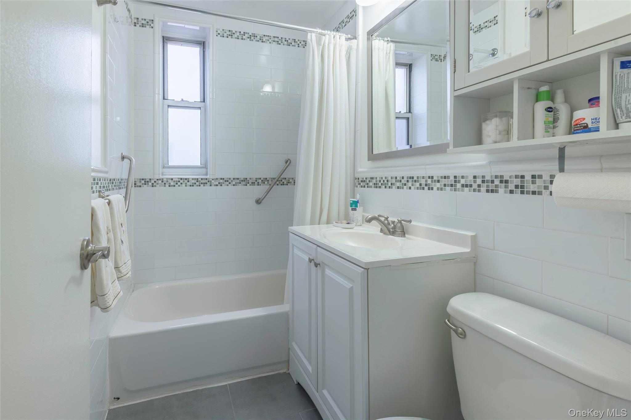 Coop Yellowstone Queens, NY 11374, MLS-978739-18