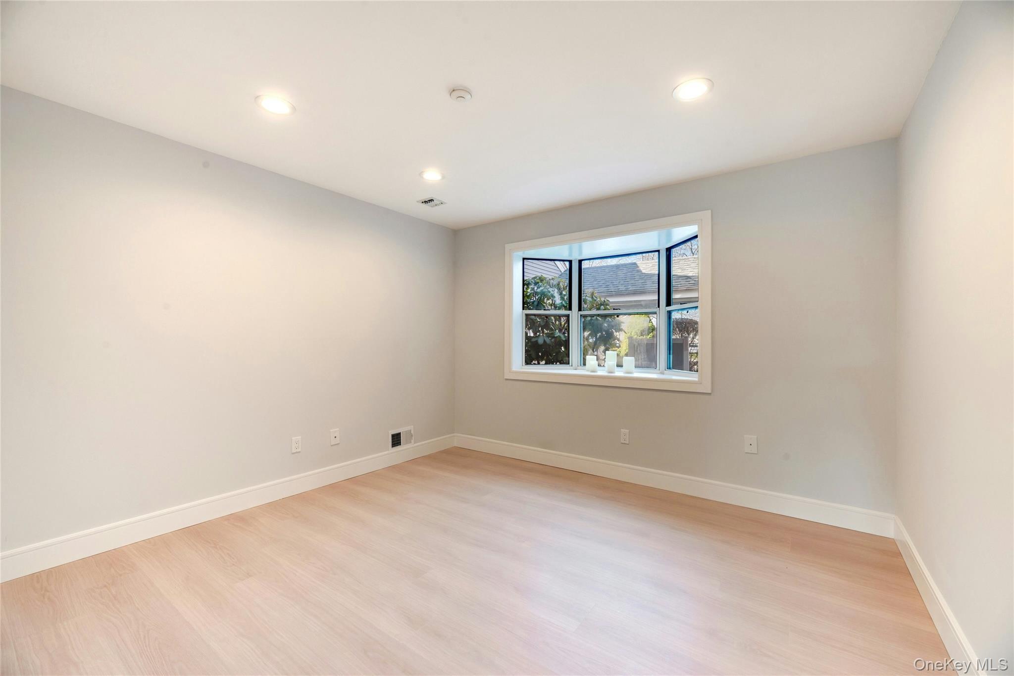 Condo Midland Pond  Suffolk County, NY 11955, MLS-978743-16