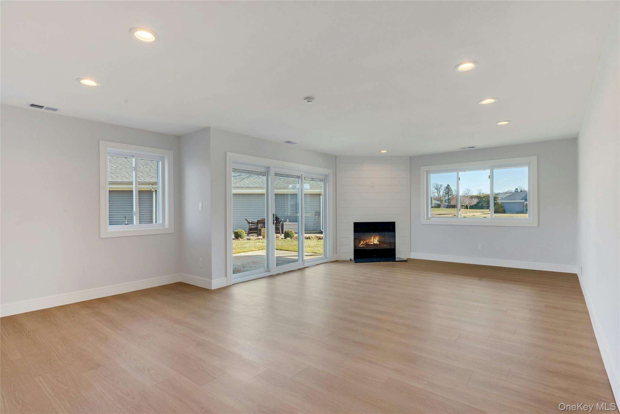 Condo Midland Pond  Suffolk County, NY 11955, MLS-978743-3