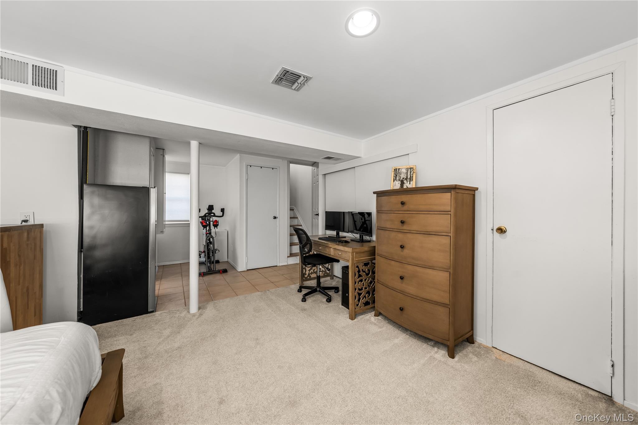 Single Family Lynx  Suffolk County, NY 11733, MLS-978751-17