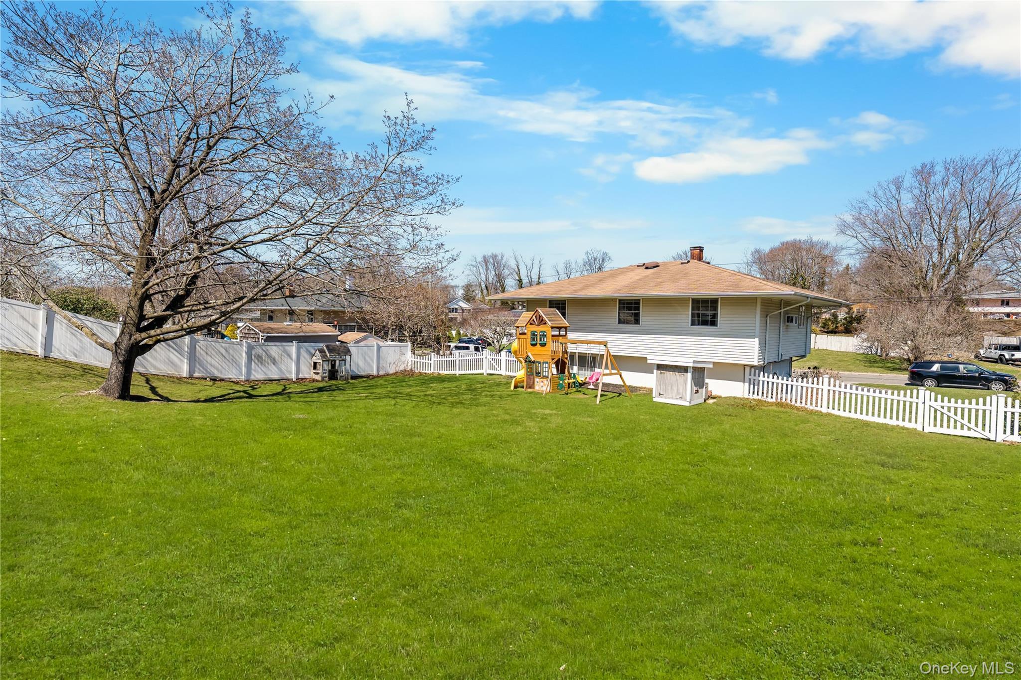 Single Family Lynx  Suffolk County, NY 11733, MLS-978751-20