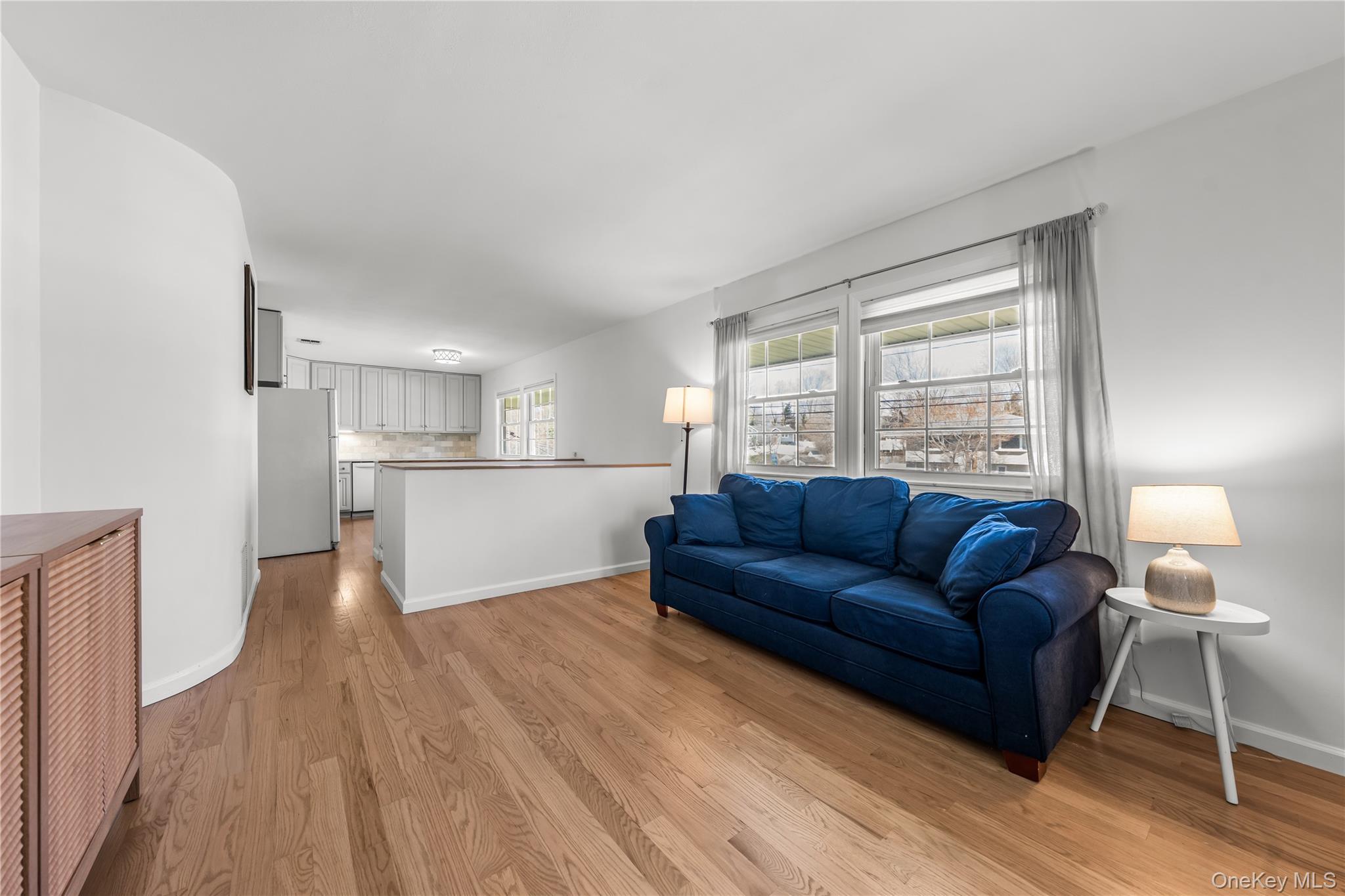 Single Family Lynx  Suffolk County, NY 11733, MLS-978751-5