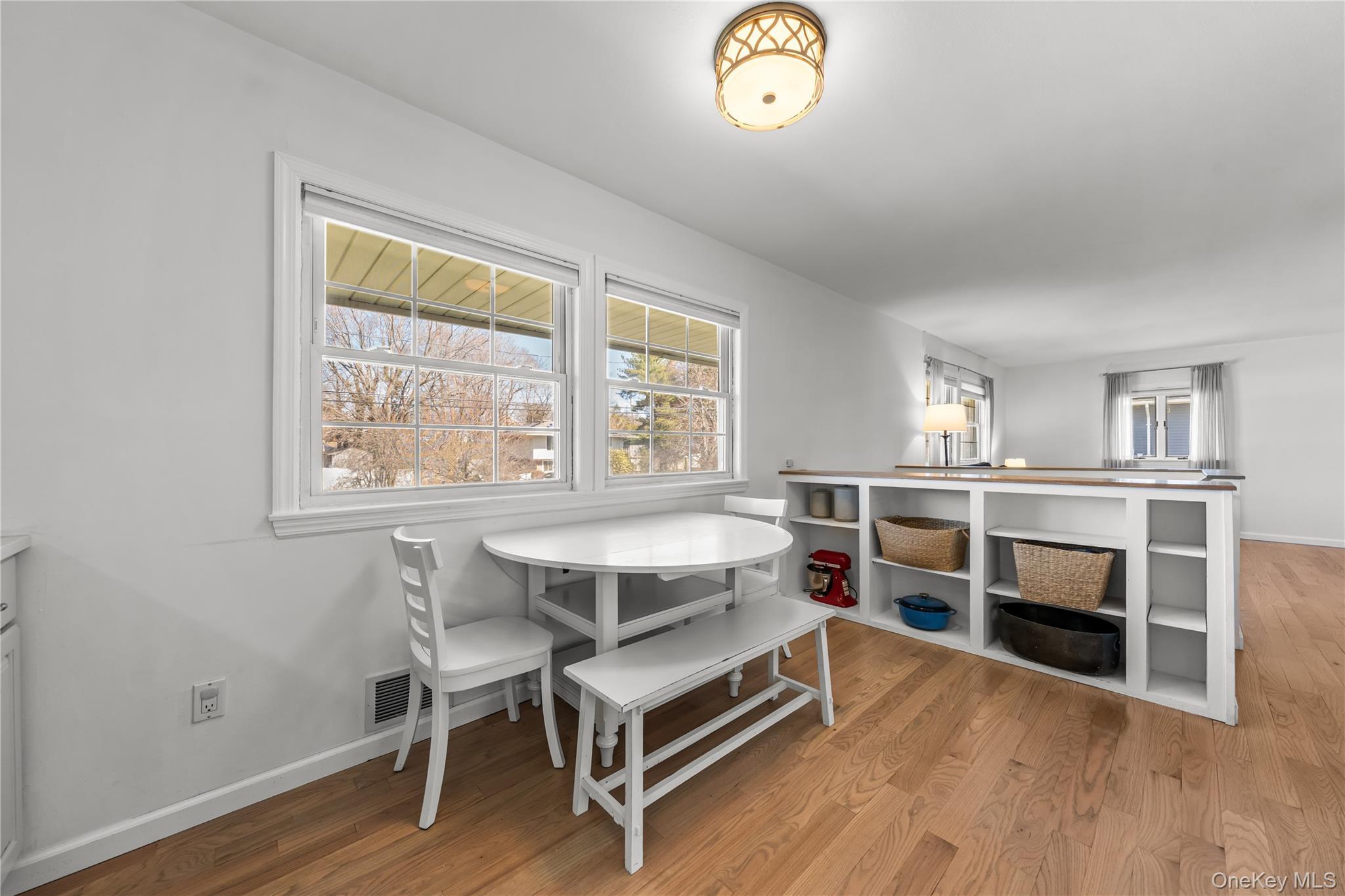 Single Family Lynx  Suffolk County, NY 11733, MLS-978751-9